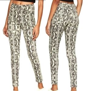 Wild Fable black cream python snakeskin plus size high waist mom jeans 18 NWT